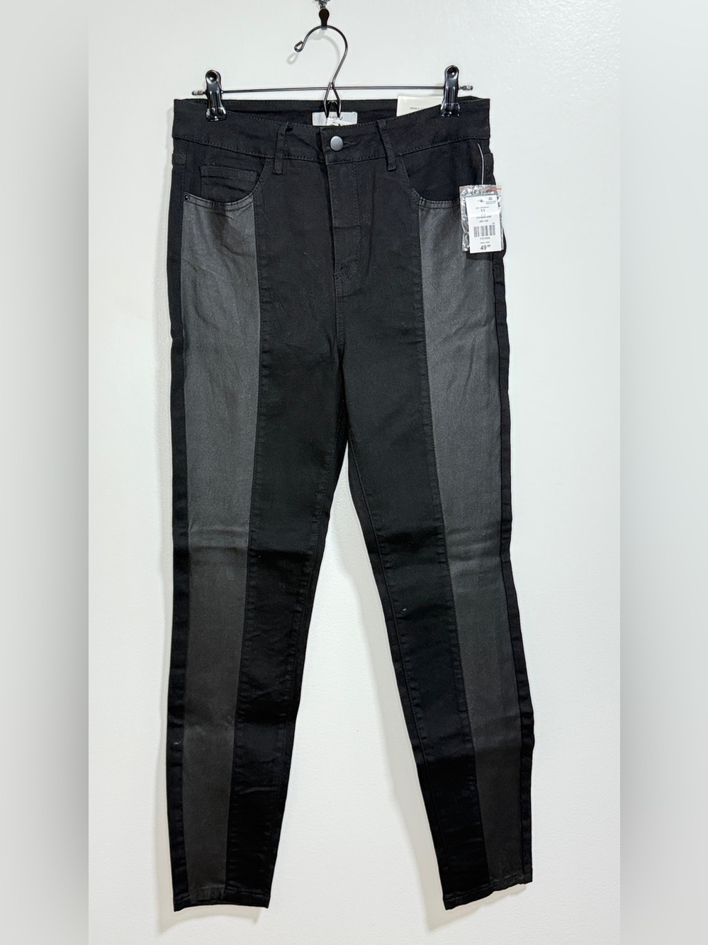 Suzy Shier Black and Gray Two-Tone Skinny Jeans